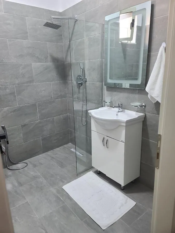 Home Inn Apartaments Tirana