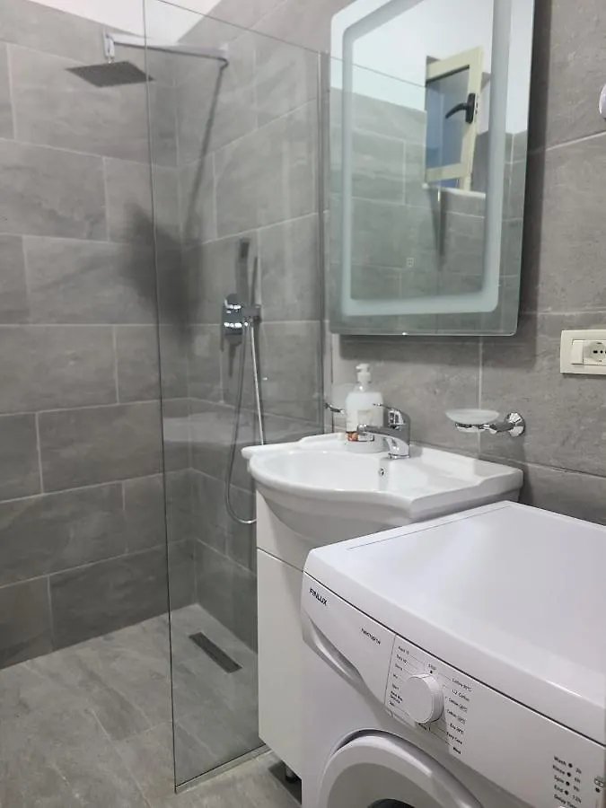 Home Inn Apartaments Tirana 0*,  Albania